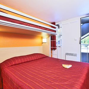 Triple Room 1 Double Bed 1 Single Bed